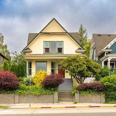 Charming Capitol Hill Craftsman Villa Seattle Exterior photo