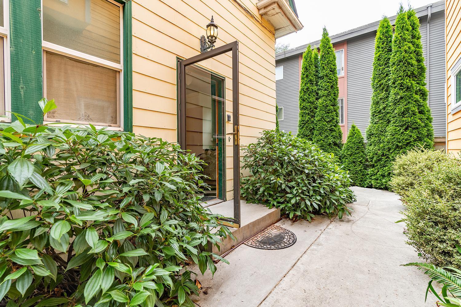 Charming Capitol Hill Craftsman Villa Seattle Exterior photo